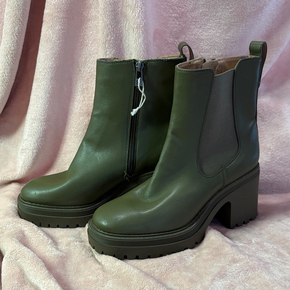 Sam & Libby Shoes - Sam & Libby Olive Heeled Ankle Boots never worn